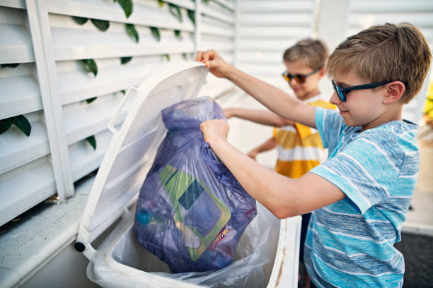 Best Local Junk Hauling  in Marinette, WI