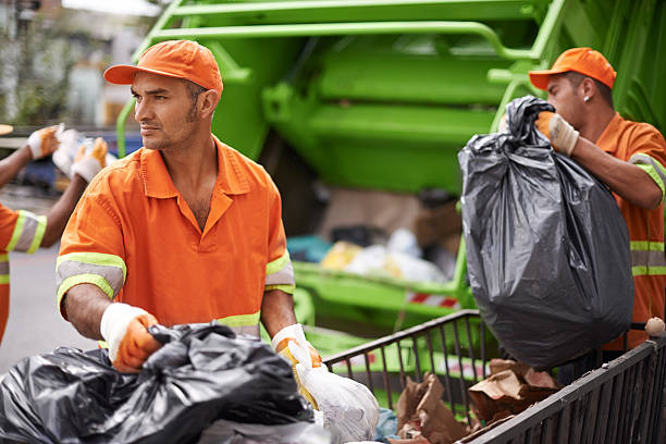 Best Basement Cleanout Services  in Marinette, WI